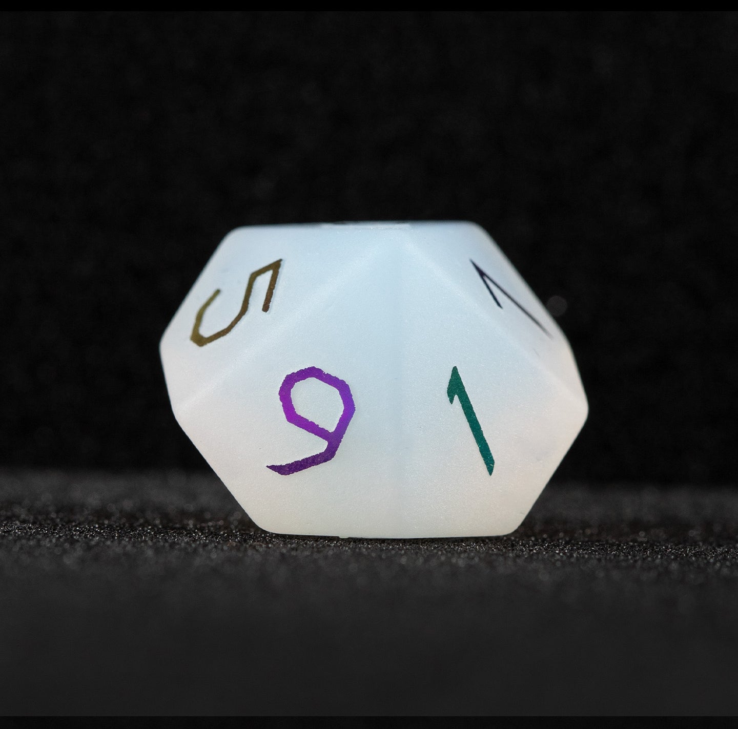 White Star Plated 7-Piece Polyhedral Dice Set