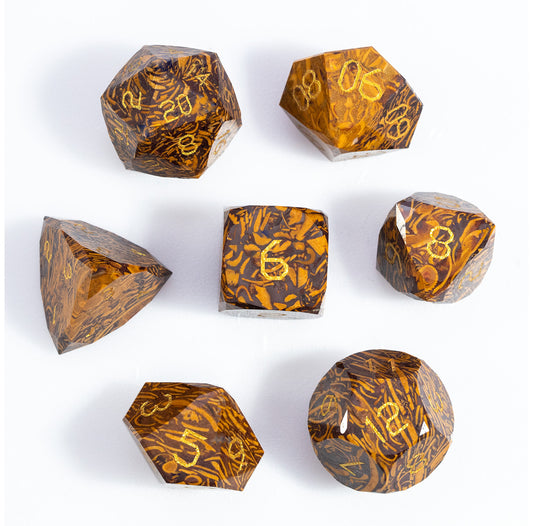 Golden Silk Jade Diamond-Cut 7-Piece Dice Set