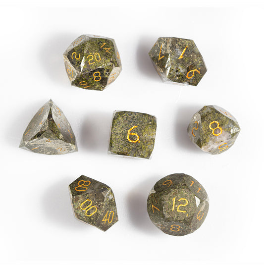 Green Goldstone Diamond-Cut 7-Piece Dice Set