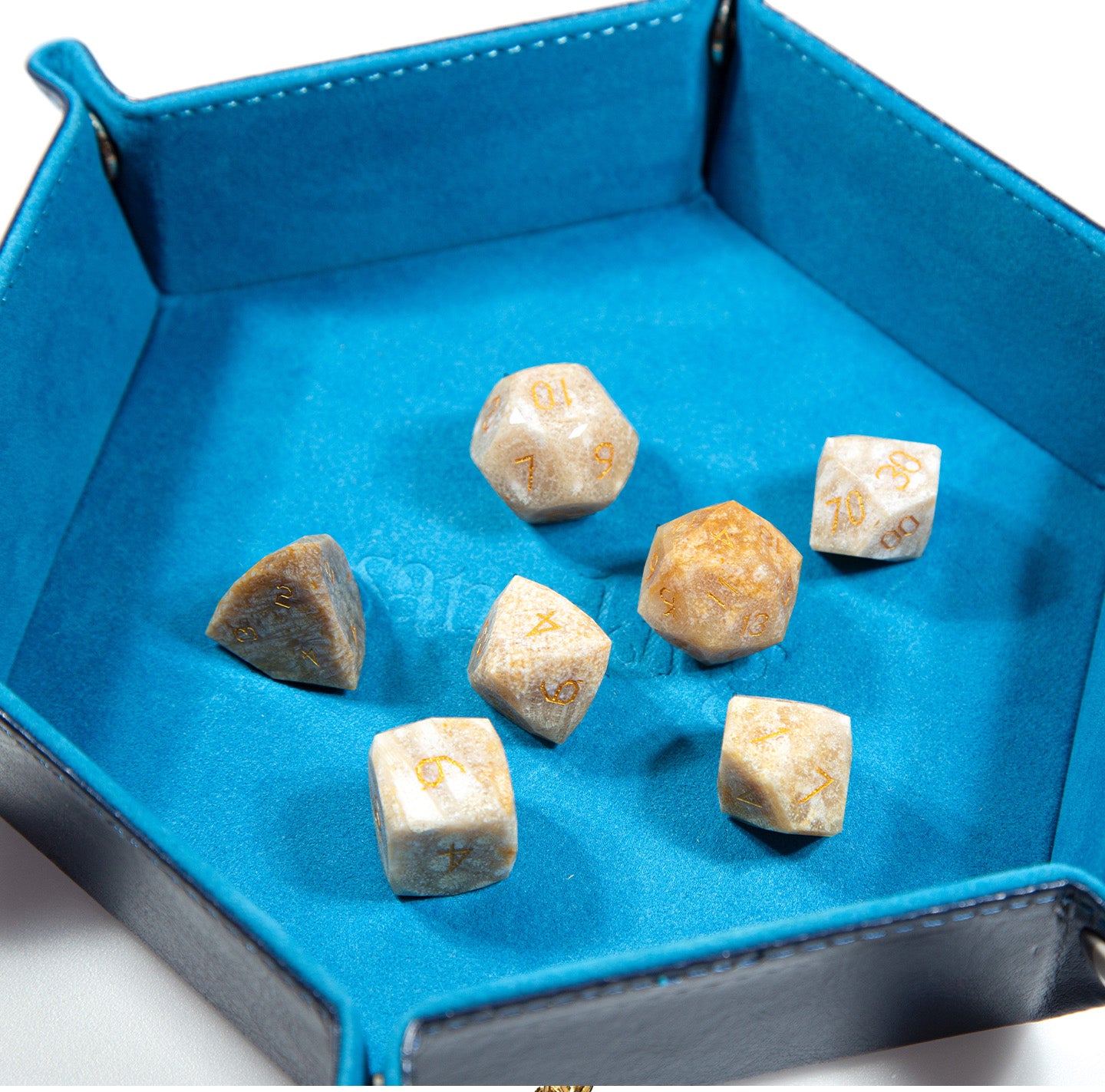 Chrysanthemum Stone Diamond-Cut 7-Piece Dice Set