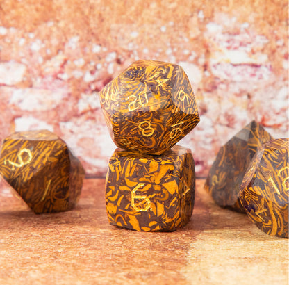 Golden Silk Jade Diamond-Cut 7-Piece Dice Set