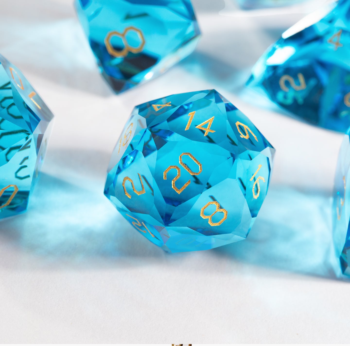 Sea Blue Crystal Diamond-Cut 7-Piece Dice Set