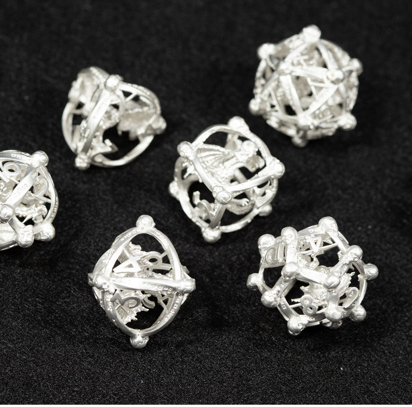 Draconic Mandate 7-Piece Polyhedral Dice Set