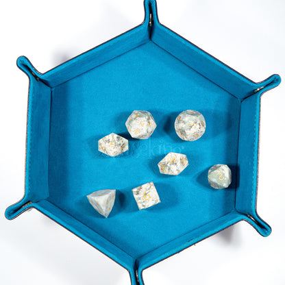 Plum Blossom Jade Diamond-Cut 7-Piece Dice Set